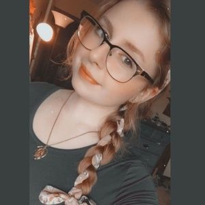 Meet your Posher, Allie